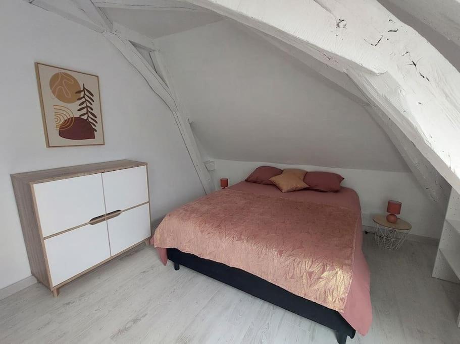 בורז'ה Maison De Ville מראה חיצוני תמונה